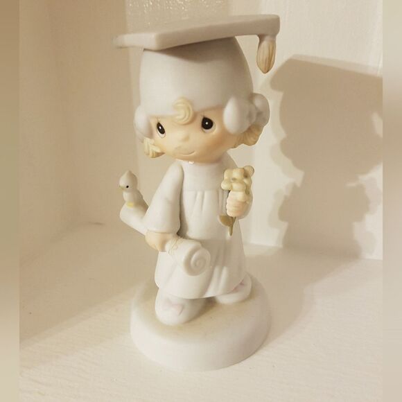 PRECIOUS MOMENTS "THE LORD BLESS YOU AND KEEP YOU” Porcelaine Figurine *1980 NEW - Picture 3 of 9
